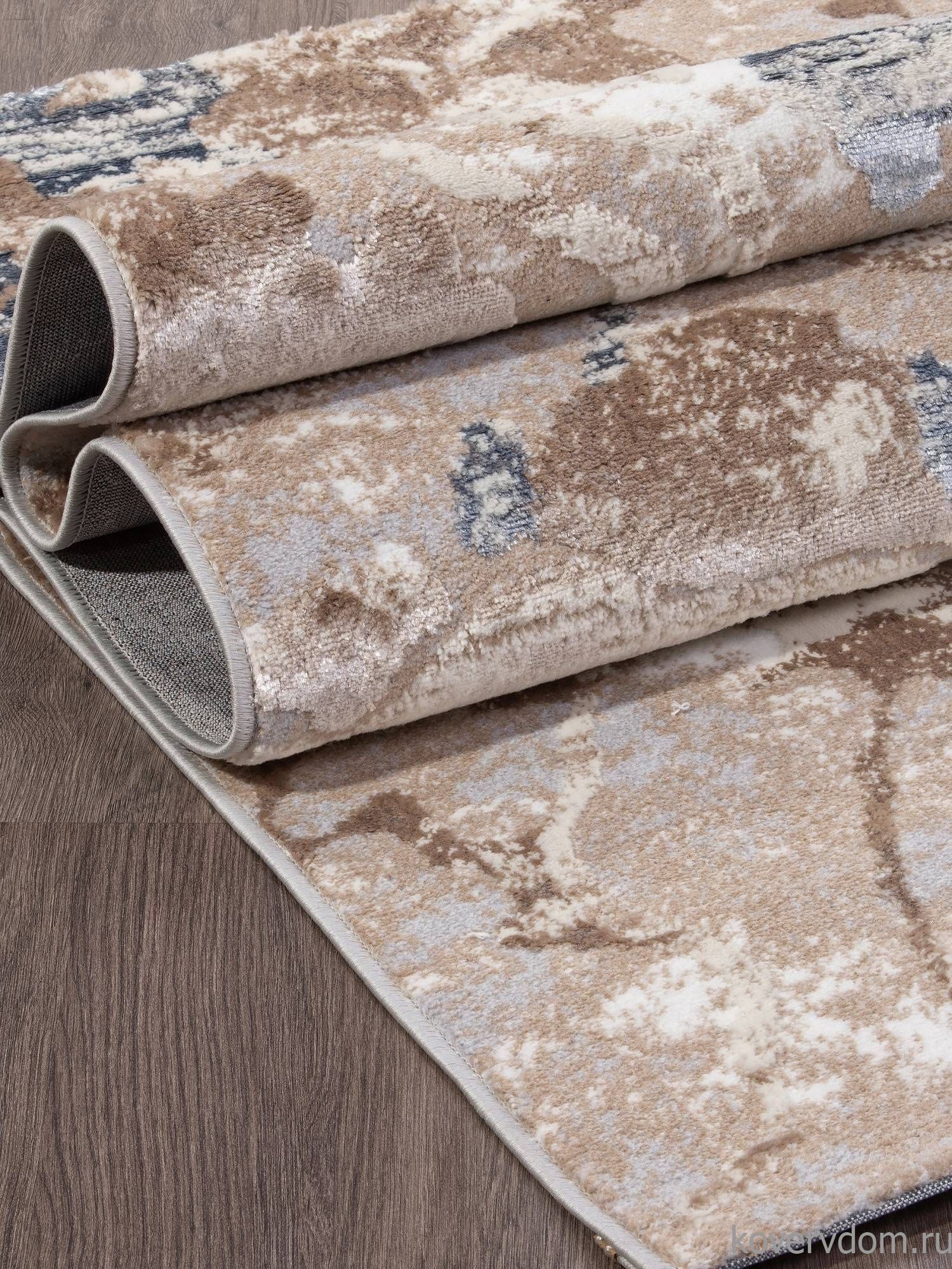 Ковер PERU D070B CREAM SHIRINK / BLUE FDY Ковер PERU D070B CREAM SHIRINK / BLUE FDY