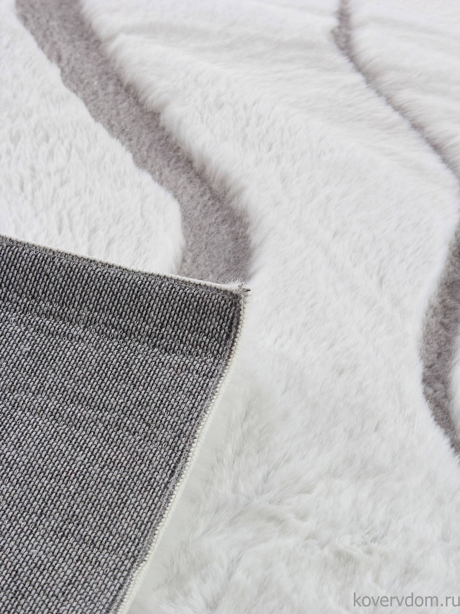 Ковер из искусственного меха RABBIT CARVING PX4004 CREAM / GREY