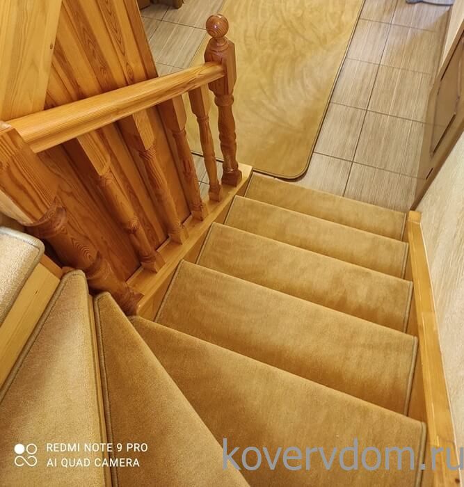 Ковровые накладки SXN-180 нестандартного размера с укладкой на лестницу